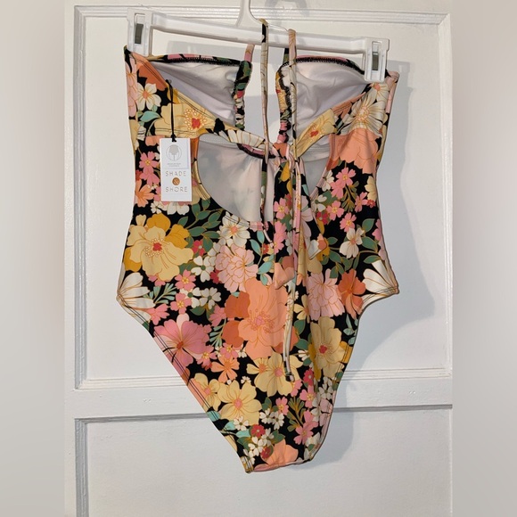 Share and Shore Floral One Piece Swimsuit - Picture 6 of 8